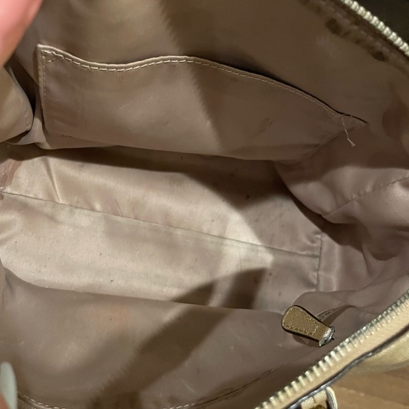 Coach crossbody. - Picture 5 of 5